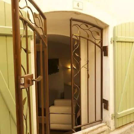 Le 04 Vieux Village Lägenhet Ramatuelle